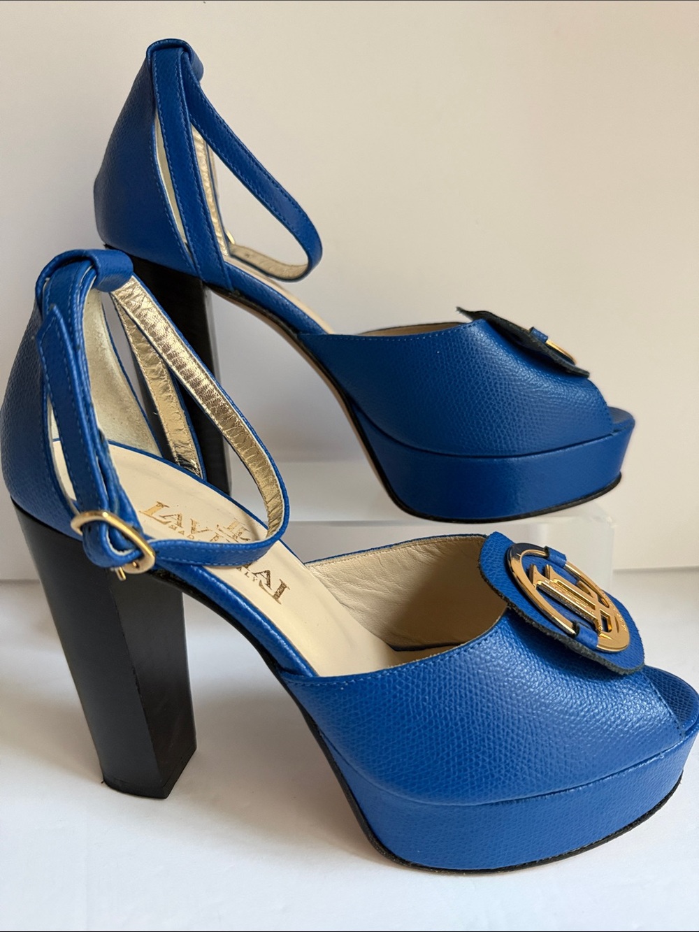 Italian Blue Leather Platform Sandals with Gold Logo 37
